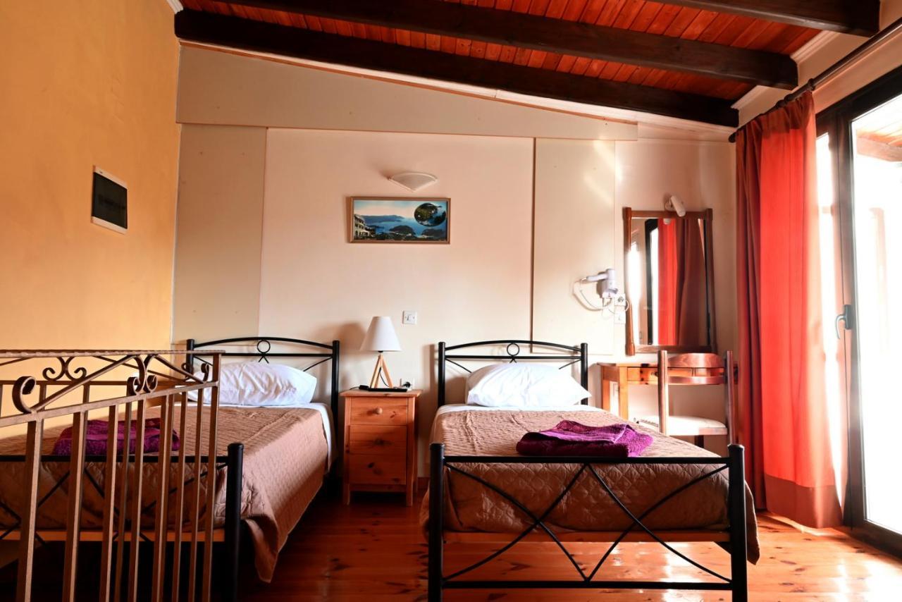 Villa Mike 105 Liapades Bagian luar foto