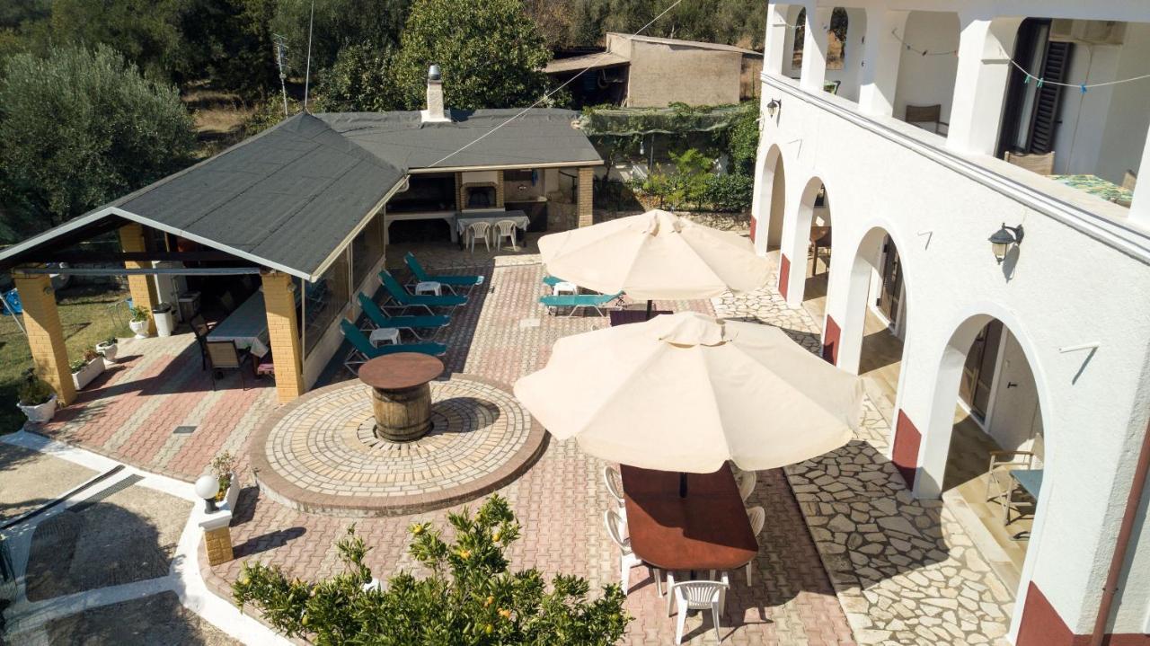 Villa Mike 105 Liapades Bagian luar foto