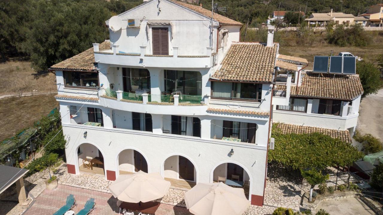 Villa Mike 105 Liapades Bagian luar foto