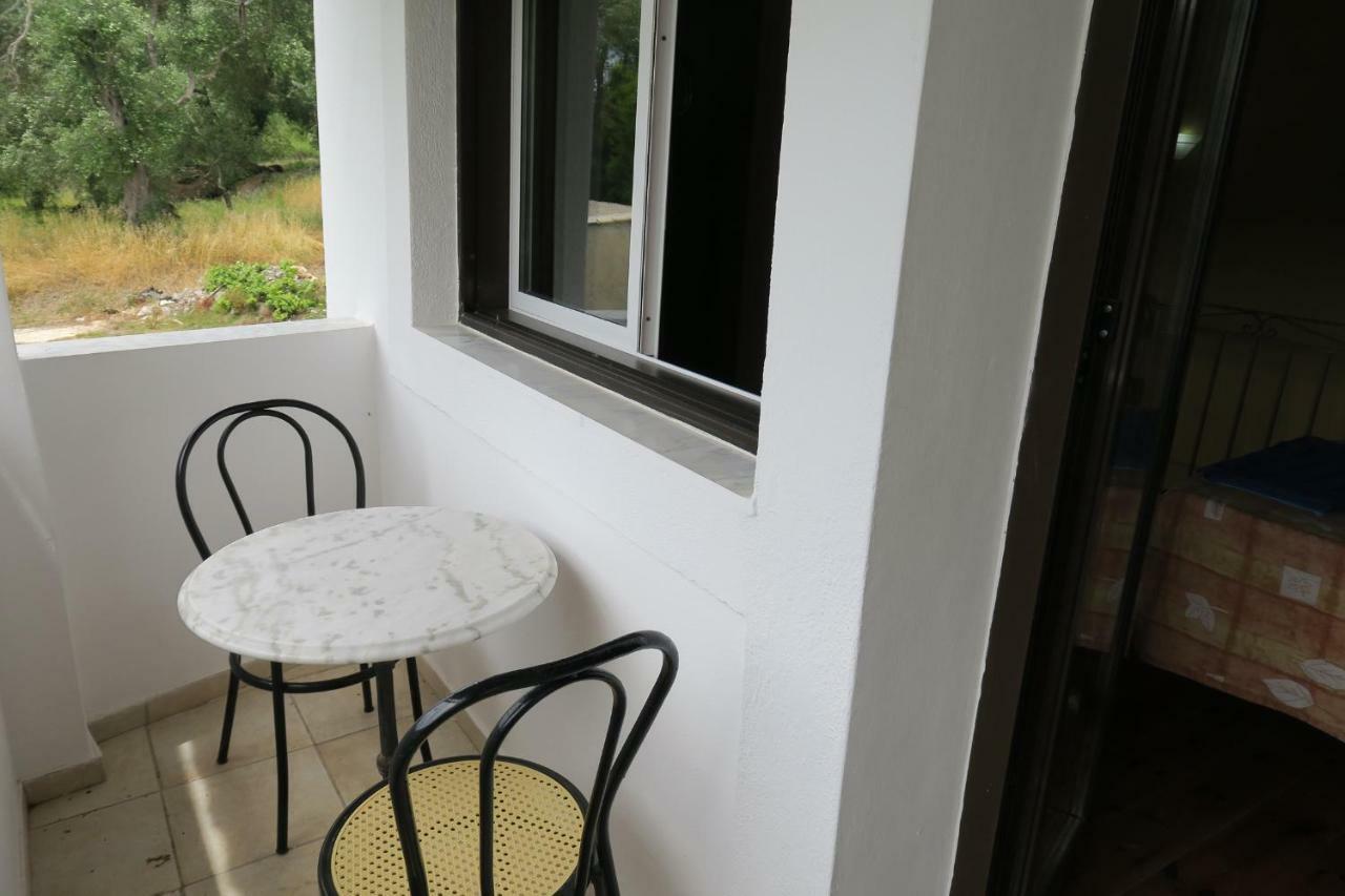 Villa Mike 105 Liapades Bagian luar foto