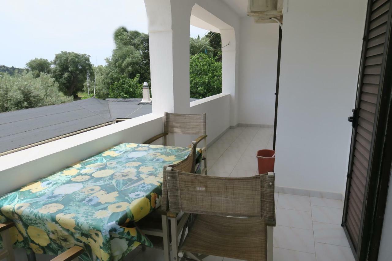 Villa Mike 105 Liapades Bagian luar foto